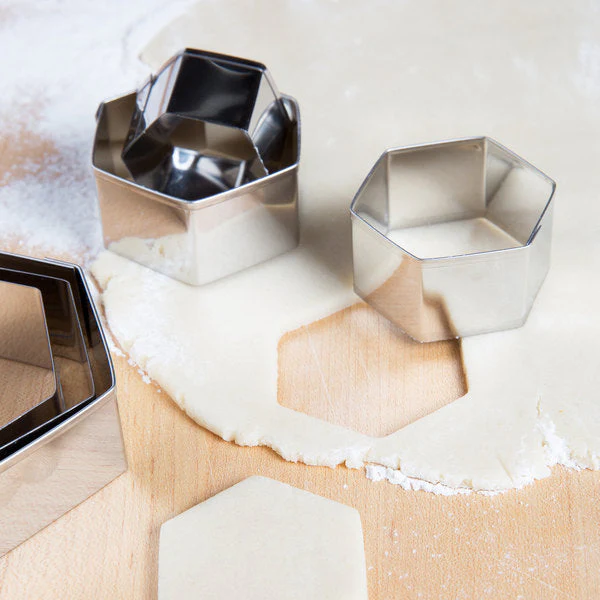 ATECO 5251 Plain Hexagon Cutter Set - Stainless Steel, Set of 6 - Canadian Distribution - Ships Free Within Canada on Orders Above CAD $199 - Image 3