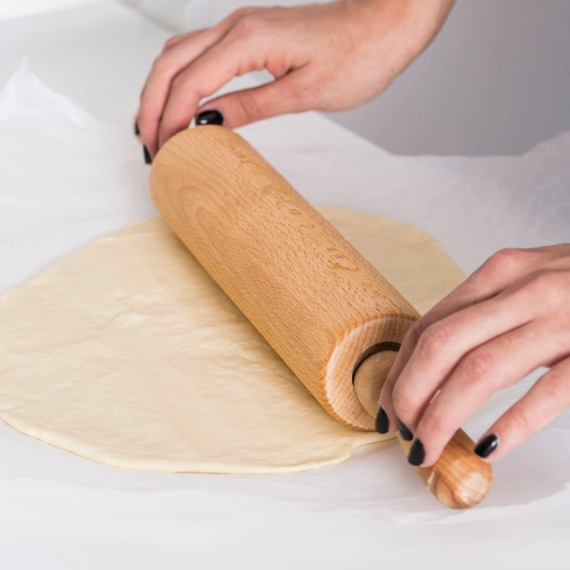 XC - Bakers Choice - Silicon Parchment Paper - 16.4" x 24.4" - Image 2