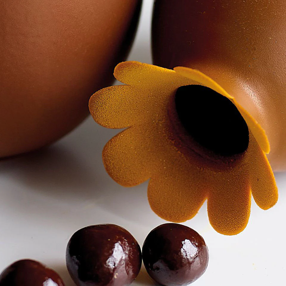BELCOLADE Selection Lait 34% – Milk Chocolate Couverture - 15kg - Canadian Distribution - Ships Free Within Canada on Orders Above CAD $199 - Image 3