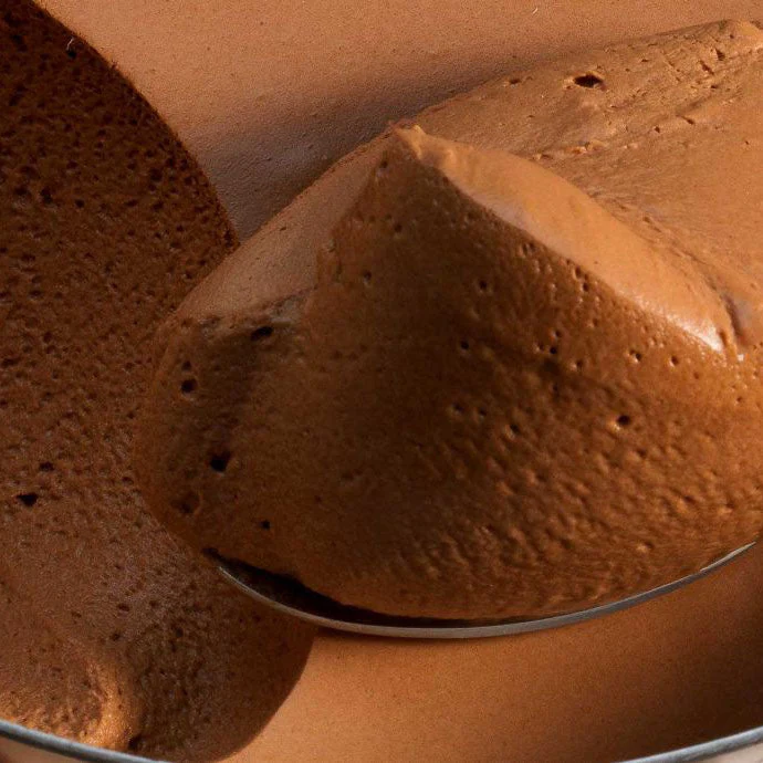 CALLEBAUT 823 – 33.6% Milk Chocolate Couverture - 10kg - Canadian Distribution - Ships Free Within Canada on Orders Above CAD $199 - Image 5