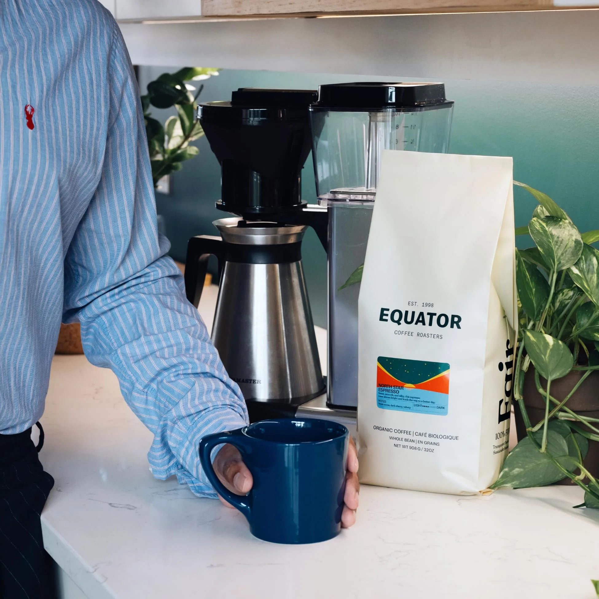 Equator Coffee Roasters – North Star Espresso Blend – Cocoa and Dark Cherry – 12oz – Organic - Canadian Distribution - Ships Free Within Canada on Orders Above CAD $199 - Image 9