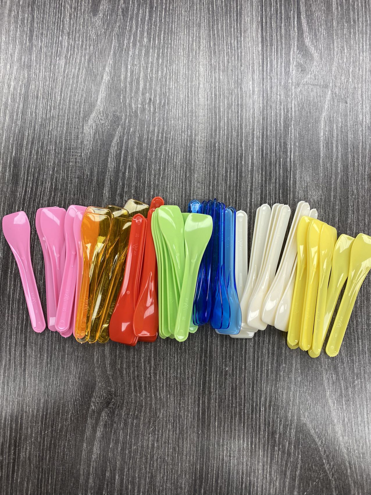 Gelato, Ice Cream, Frozen Dessert Spoons, 9CM (Mix color) 5000 pcs - Item #M004055