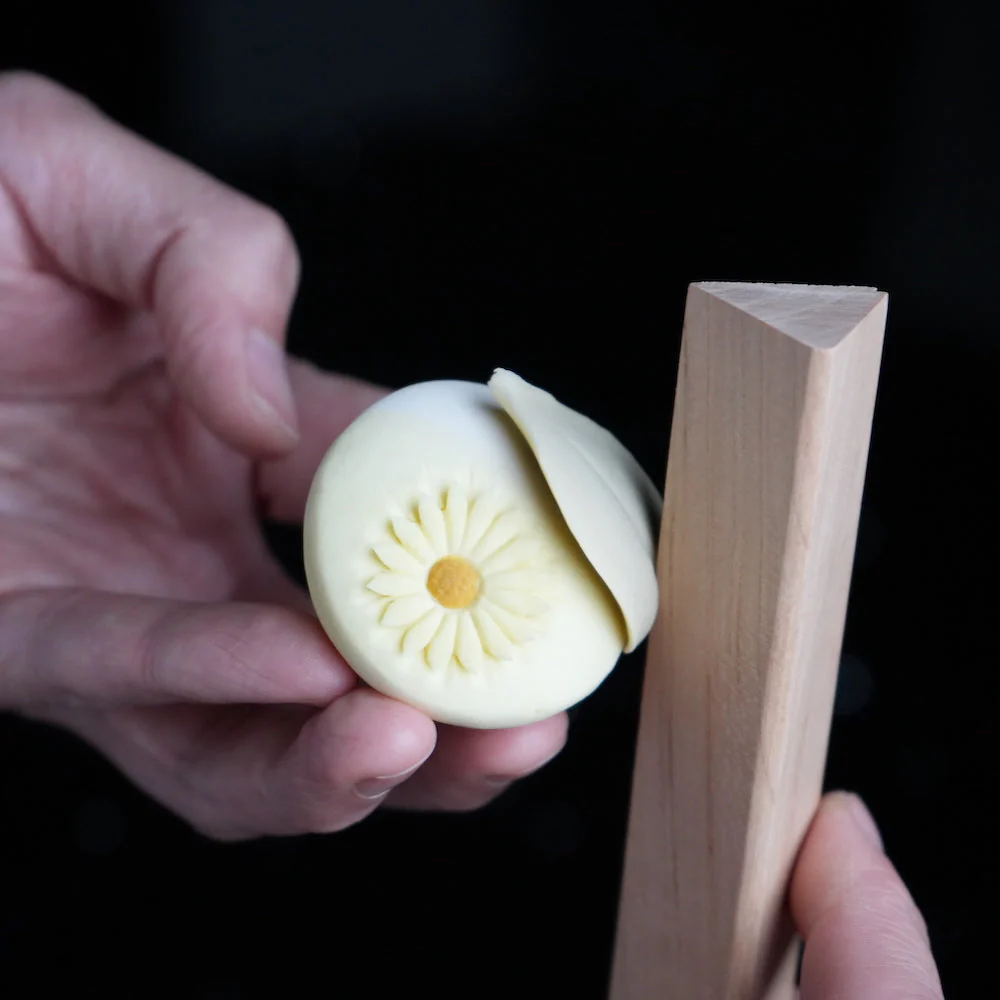 KADO ICHIKA Signature Sakura Wood Triangular Rod with 7mm pistil - Canadian Distribution - Image 3