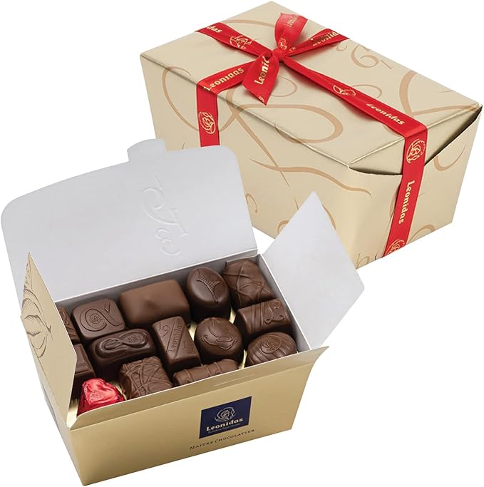 Leonidas Belgian Chocolates | (1 x 32pc 500g) | All Milk Chocolates in a Beautiful Gift Box | Imported fine Chocolate from Belgium | Canadian Distribution | Ships Free Within Canada on Orders Above CAD $199