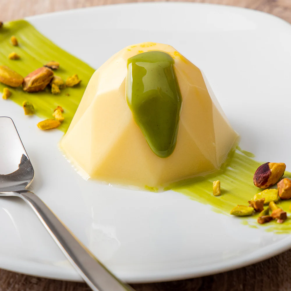 Pregel -
Pronto Pannacotta
(Cooked Cream) (8 x 1.6kg Case) - Canadian Distribution - Ships Free Within Canada on Orders Above CAD $199