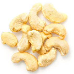 Raw Whole Cashews (W-320) - Bulk 50 LB Box - Canadian Distribution - Ships Free Within Canada on Orders Above CAD $199