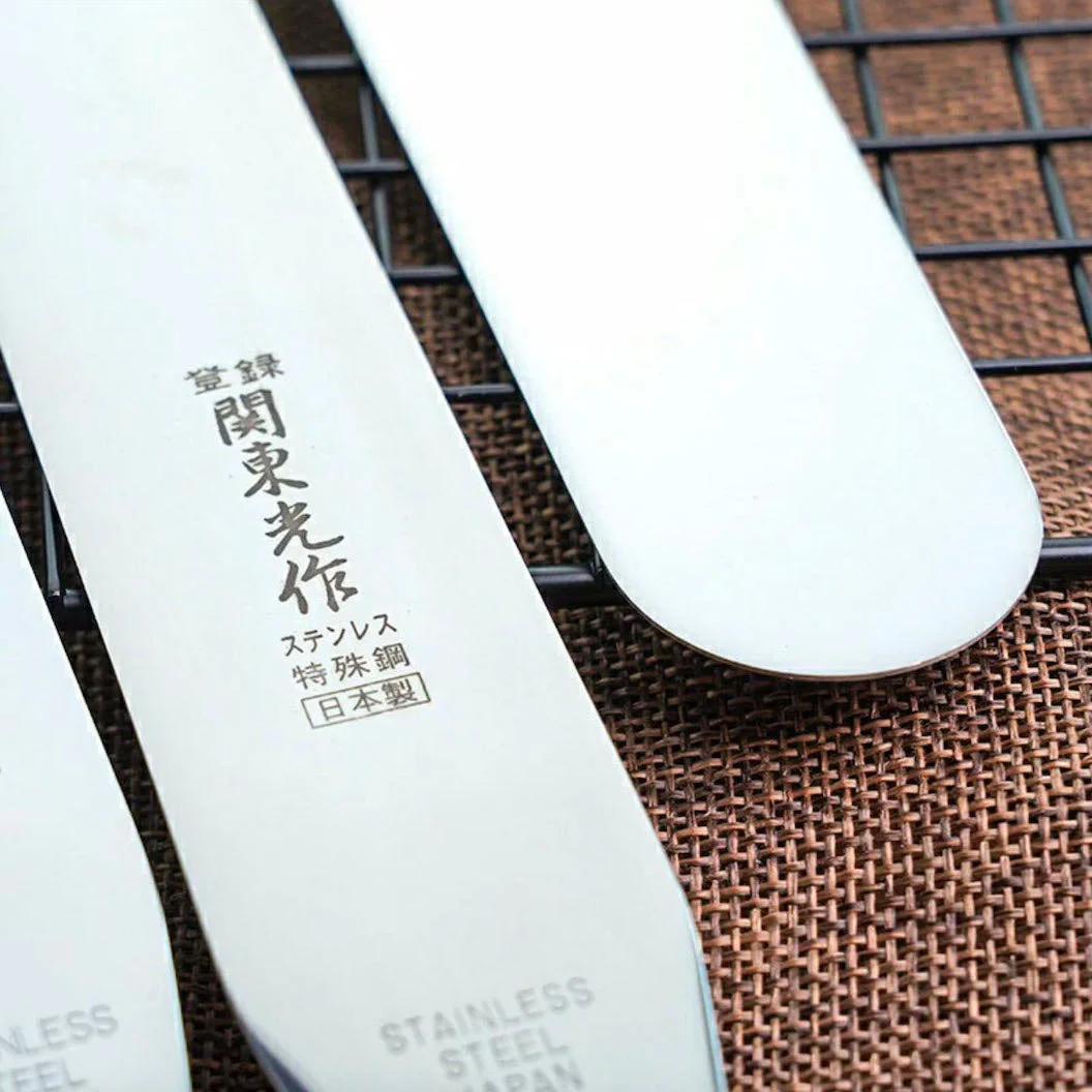 SANNENG Japanese-Style Cake Smoothing Spatula (Kanto-Ko Style) - Canadian Distribution - Ships Free Within Canada on Orders Above CAD $199 - Image 4