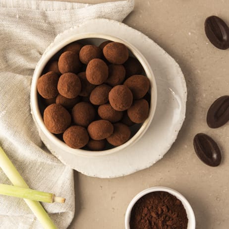 VALRHONA Andoa Noire 70% Organic Dark Chocolate Couverture 3kg - Canadian Distribution - Ships Free Within Canada on Orders Above CAD $199 - Image 3