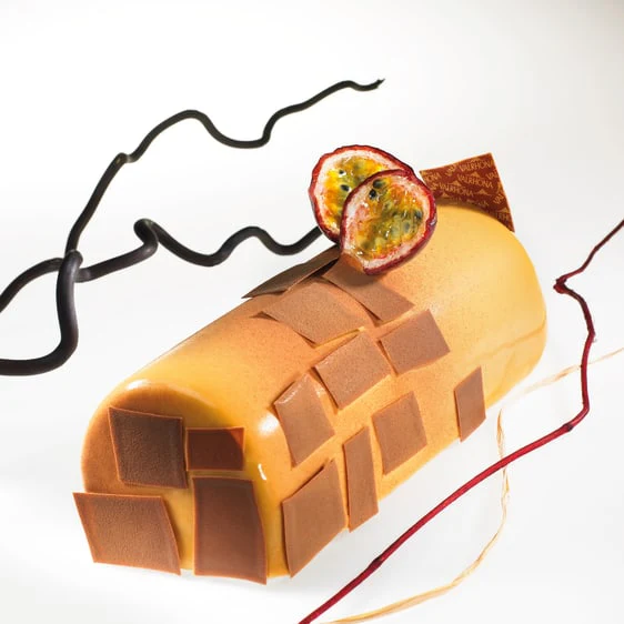 VALRHONA Manjari 64% – Dark Chocolate Couverture - 3kg - Canadian Distribution - Ships Free Within Canada on Orders Above CAD $199 - Image 7