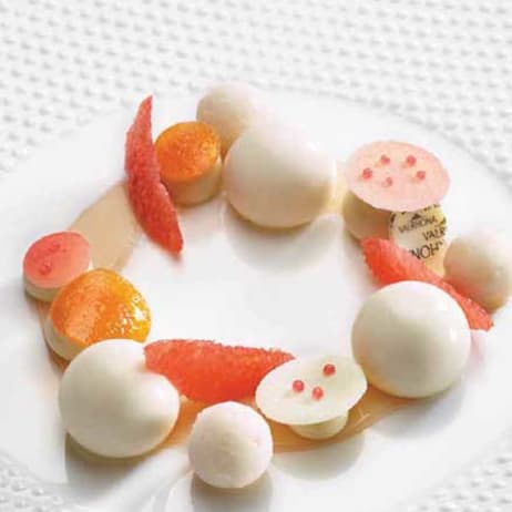 VALRHONA Waina 35% Organic White Chocolate Couverture 3kg - Canadian Distribution - Ships Free Within Canada on Orders Above CAD $199 - Image 2