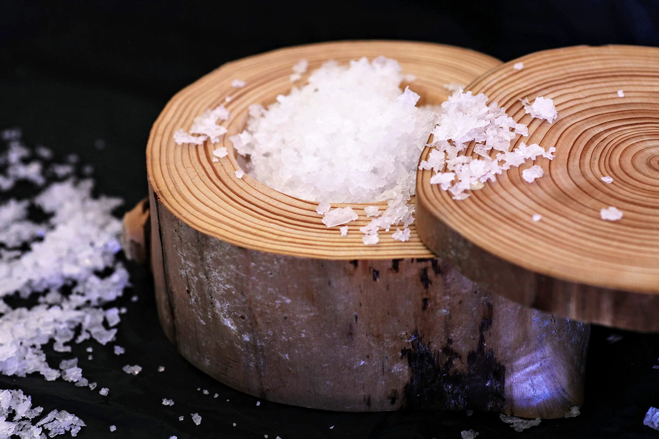 Vancouver Island Salt โ Large Salt Flakes โ Sea Salt โ 1kg - Canadian Distribution - Ships Free Within Canada on Orders Above CAD $199 - Image 7