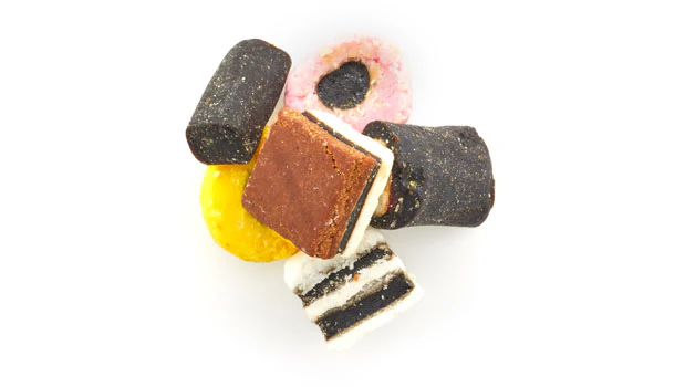 Waterbridge Assorted Licorice Candies - 26.5 LB Box - Premium Ice Cream and Dessert Toppings, Mix-Ins and Inclusions - Ships Free Within Canada on Orders Above CAD $199